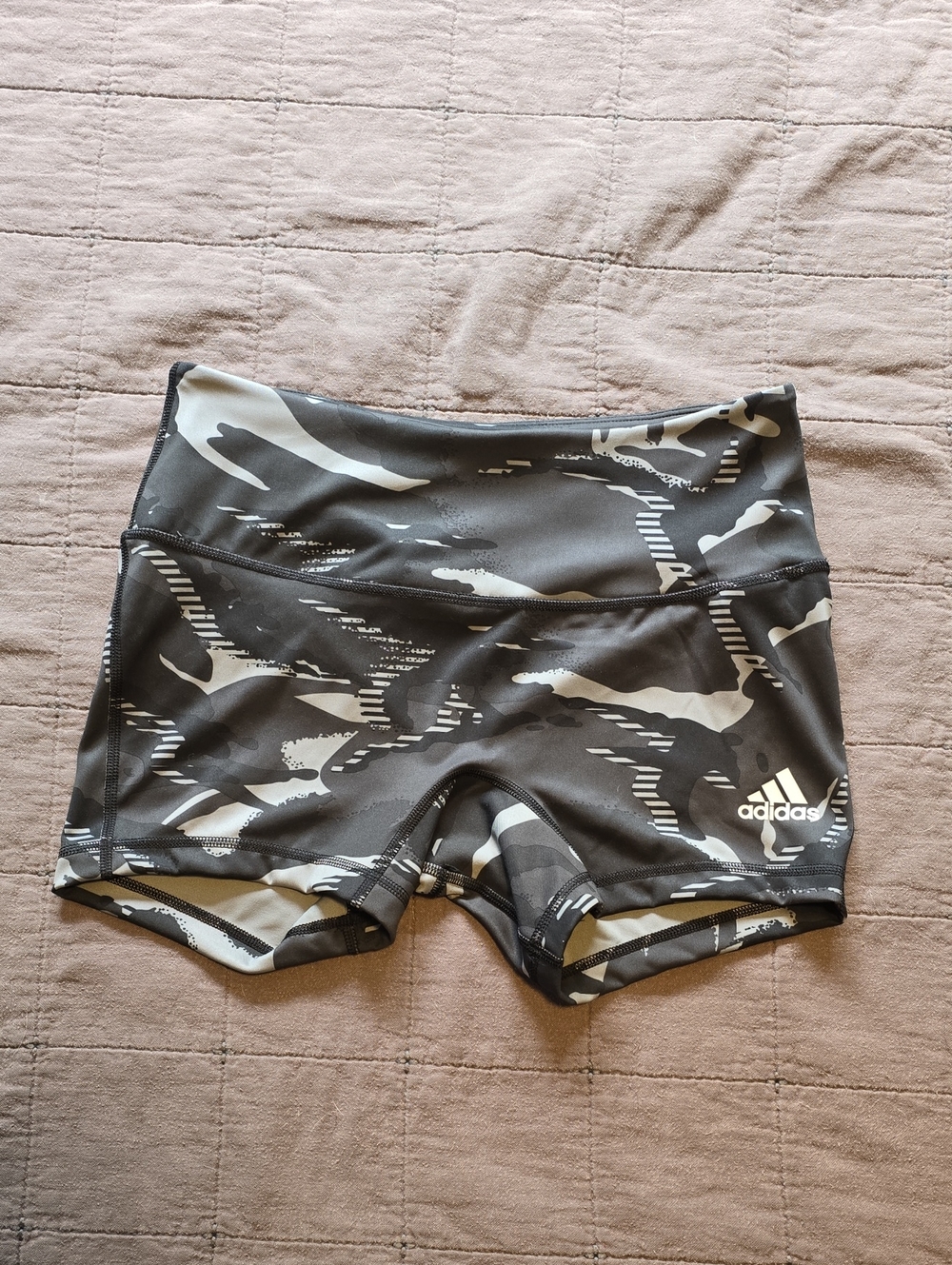 🍉Adidas Gym Shorts🍉